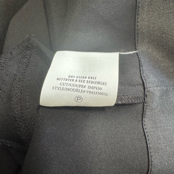 Vince Silk Pleated Sheath Midi Dress in Sz 8 - Picture 9 of 9